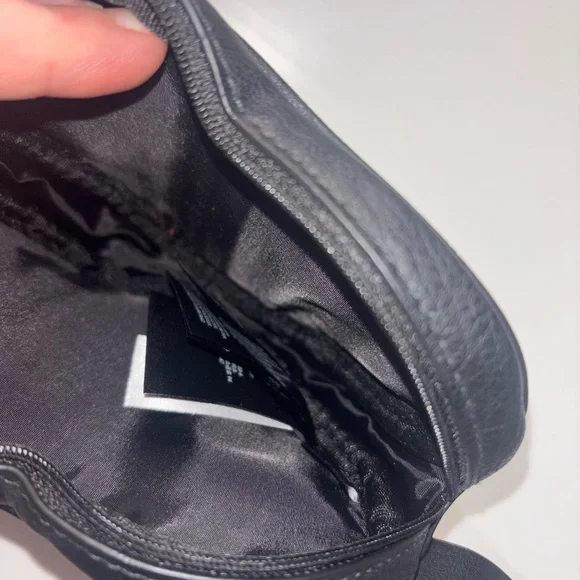 Target Black Heart-Shaped Wristlet - Picture 5 of 7